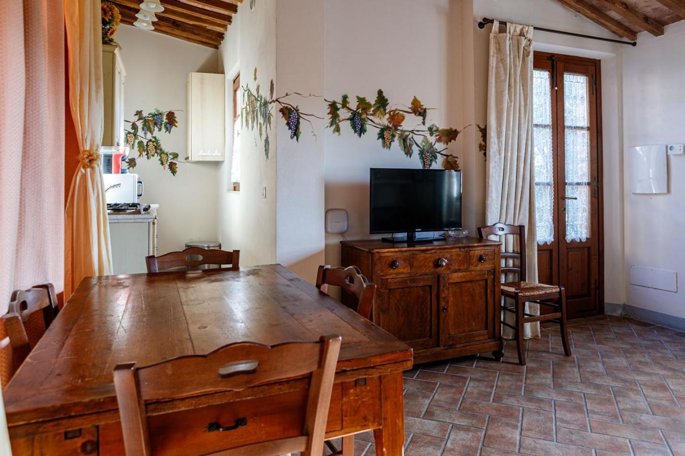 Borgo Villa Risi Siena Exterior foto